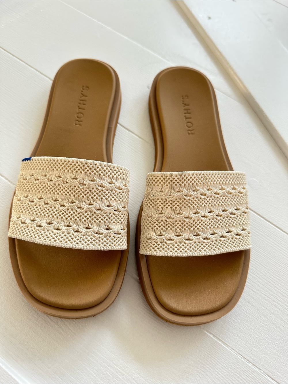 Rothy’s The Slide Sandal Sandy Crochet size 6.5 - Picture 2 of 8